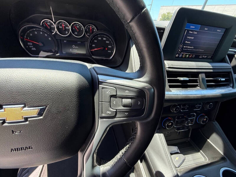 2024 Chevrolet Suburban LS