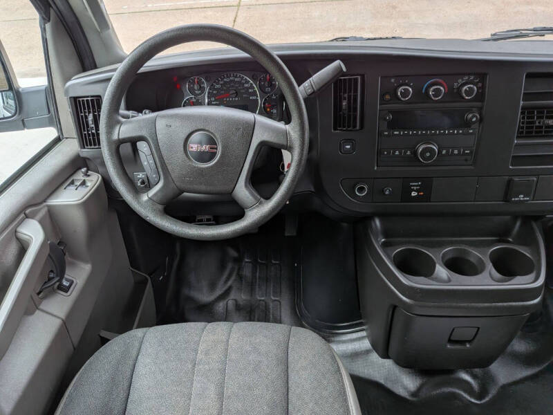 2024 GMC Savana 2500