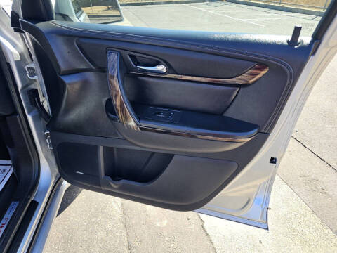 2015 GMC Acadia Denali