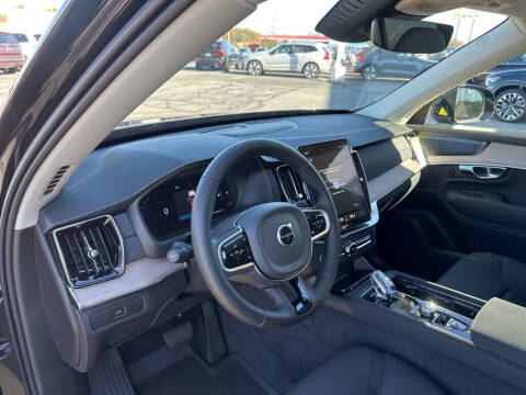 2026 Volvo XC90 B6 Plus 7P