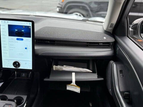 2022 Ford Mustang Mach-E Premium