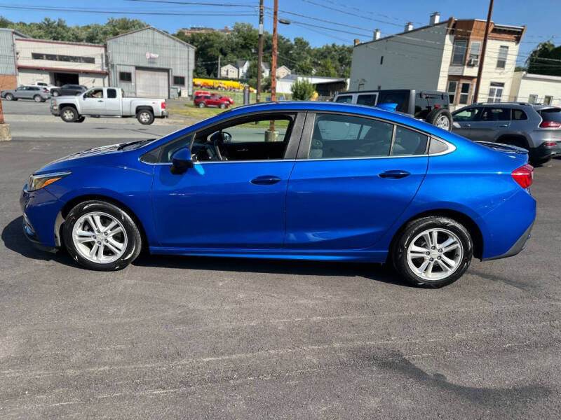 2017 Chevrolet Cruze LT Auto