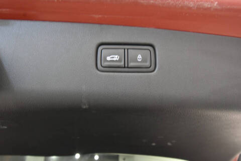 2023 Genesis GV70 2.5T Standard