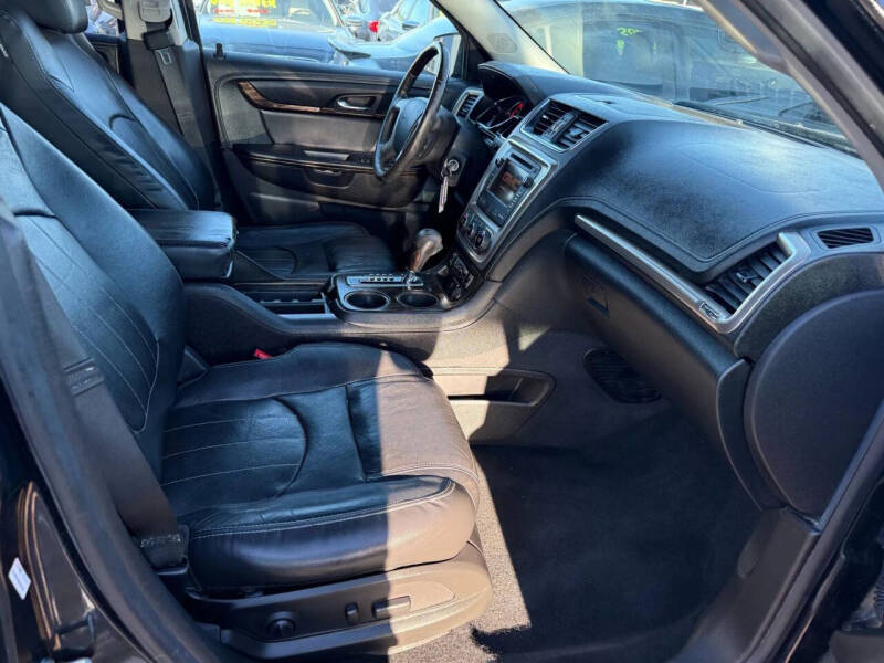 2016 GMC Acadia Denali