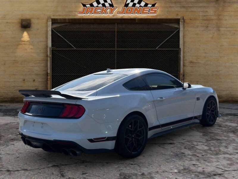 2022 Ford Mustang Mach 1