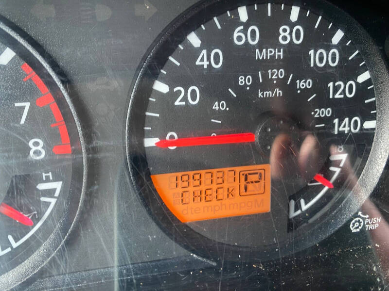 2011 Nissan Frontier SV V6