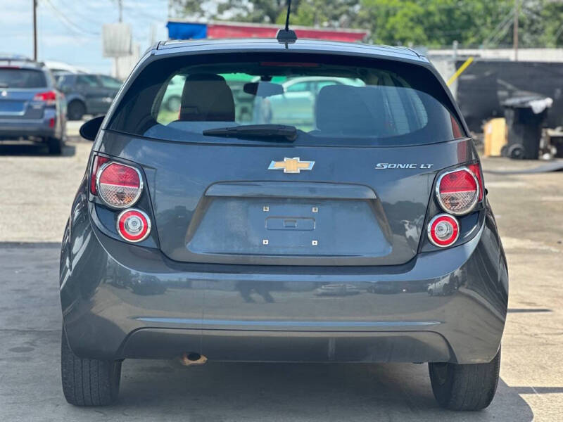 2016 Chevrolet Sonic LT Auto