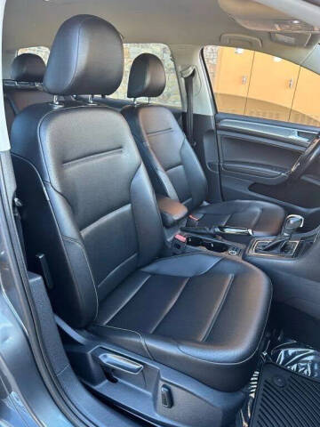 2017 Volkswagen Golf Alltrack