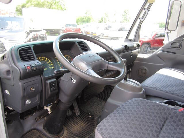 2006 Isuzu NPR-HD