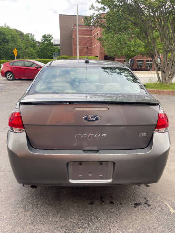 2010 Ford Focus SES