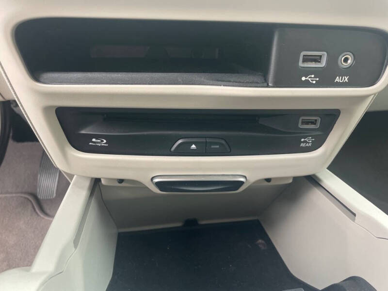 2020 Chrysler Pacifica Touring L Plus