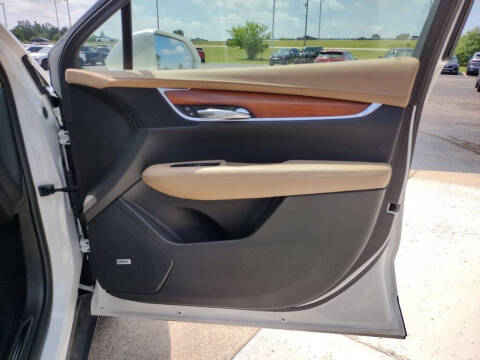 2019 Cadillac XT5 Platinum