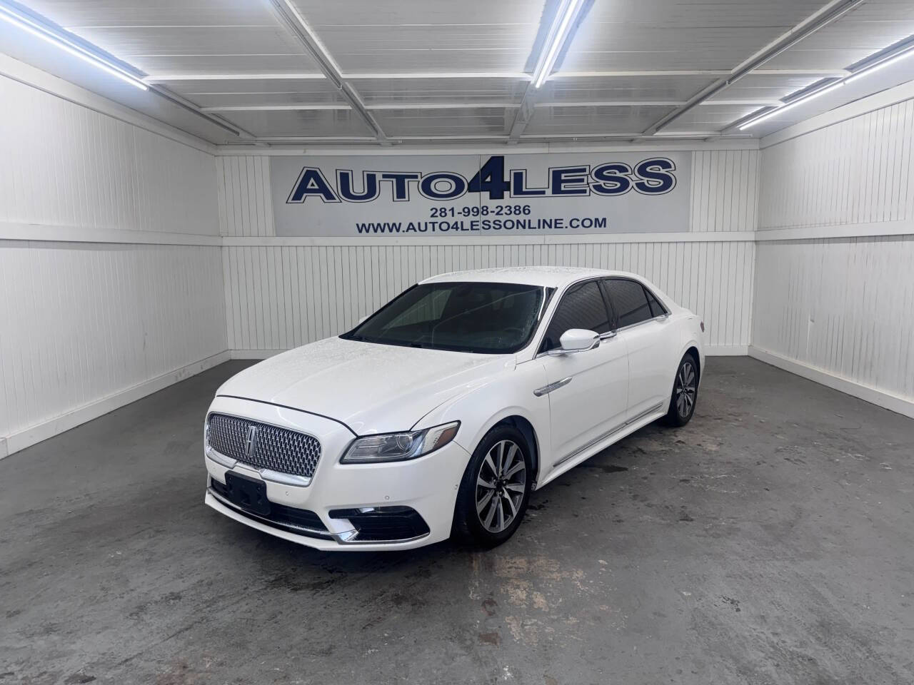 White 2017 Lincoln Continental Premiere Premiere 4dr Sedan 1