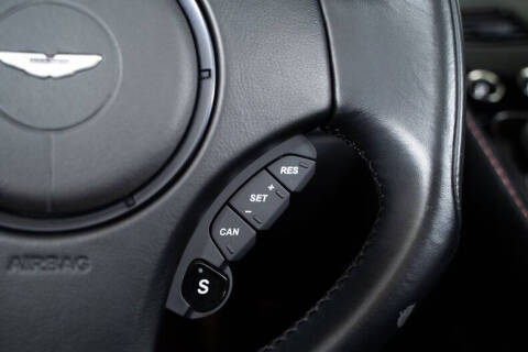 2015 Aston Martin Vanquish Volante