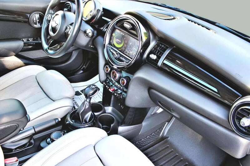 2016 MINI Hardtop 4 Door Cooper S