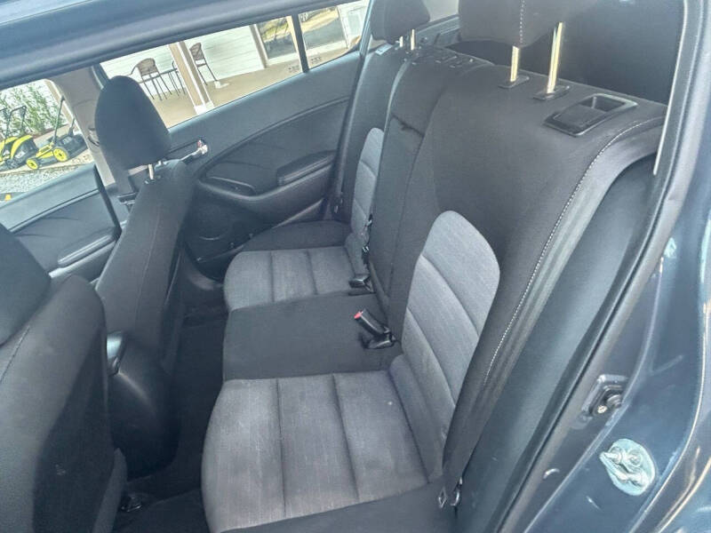 2016 Kia Forte5 LX