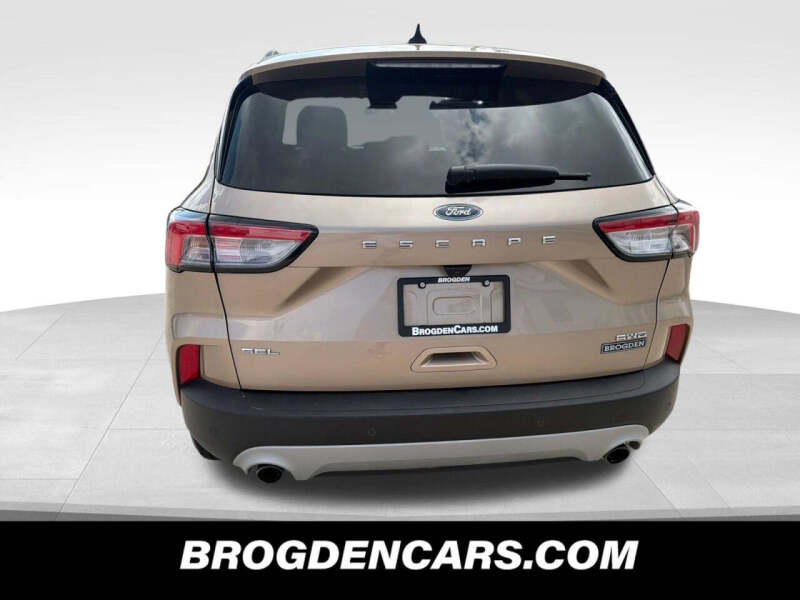 2021 Ford Escape SEL