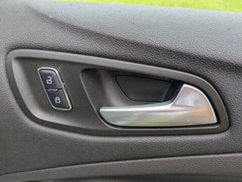 2015 Ford C-MAX Hybrid SE