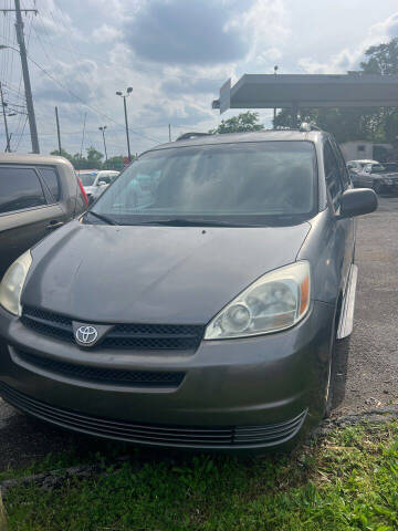 2005 Toyota Sienna for sale at Dibco Autos Sales in Nashville TN