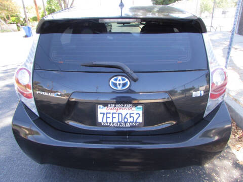2014 Toyota Prius c Two