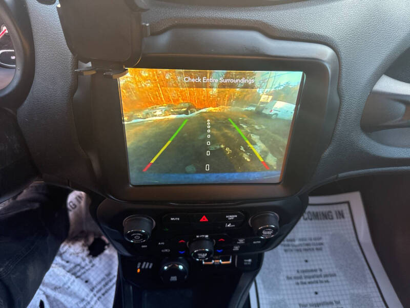 2021 Jeep Renegade Islander