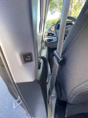 2017 Chrysler Pacifica Touring