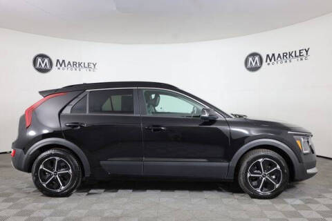 2023 Kia Niro EX