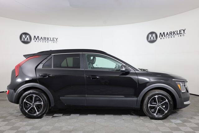 2023 Kia Niro EX