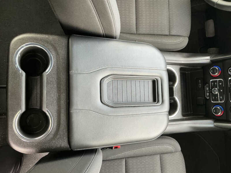 2023 Chevrolet Suburban LS