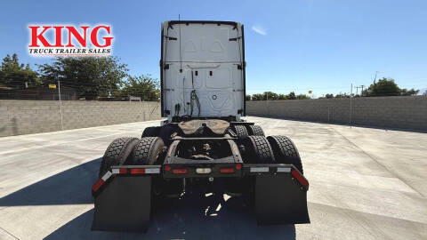 2022 Freightliner Cascadia