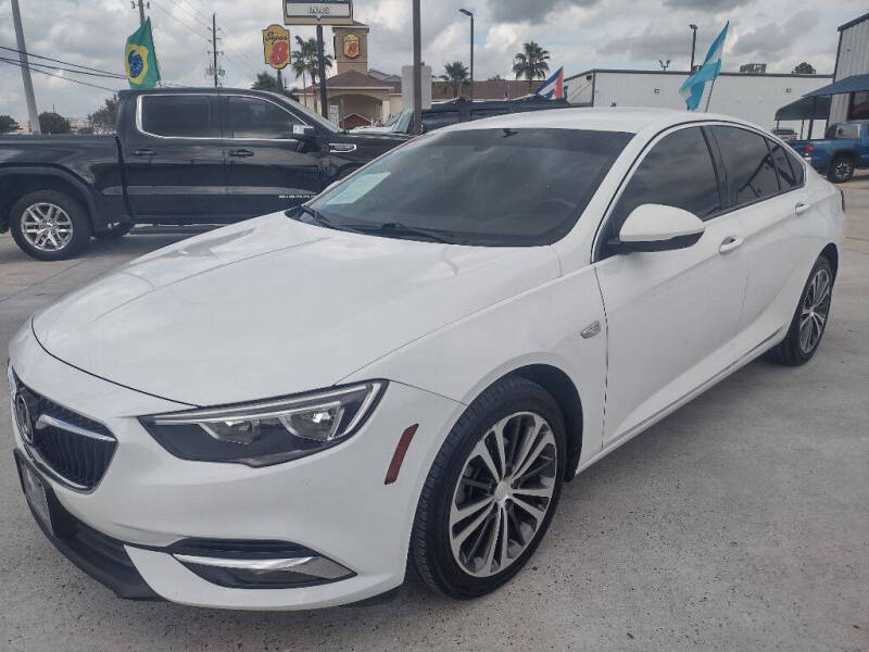 2018 Buick Regal Sportback Essence