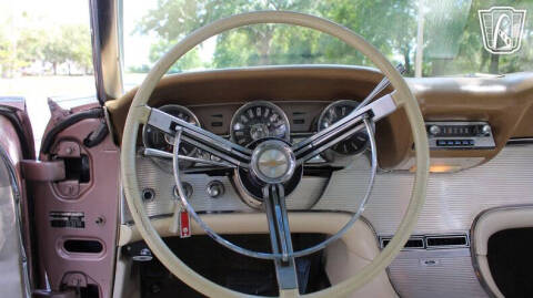 1962 Ford Thunderbird