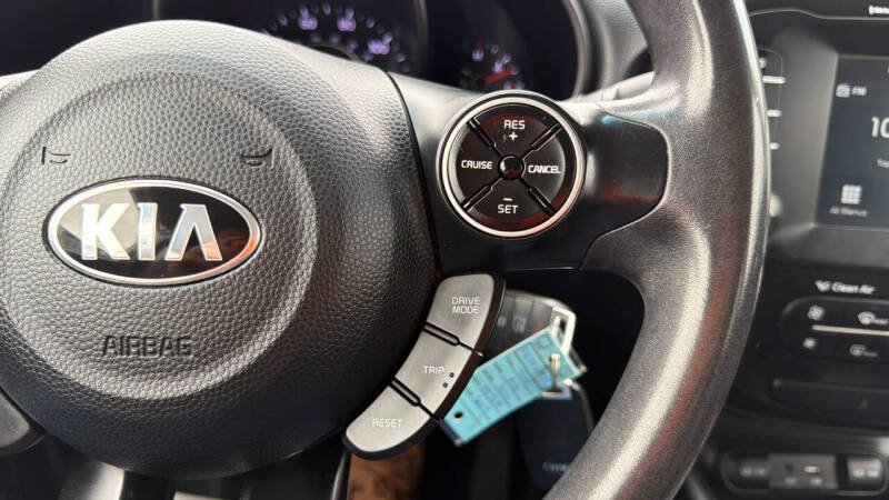 2019 Kia Soul +