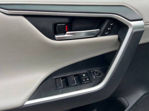 2019 Toyota RAV4 Limited