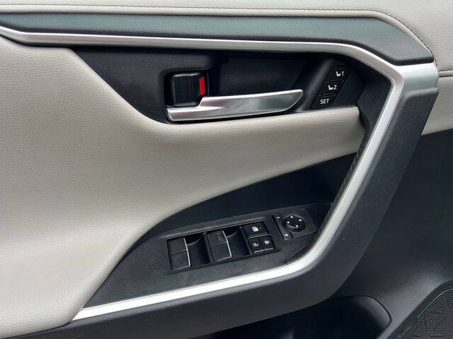 2019 Toyota RAV4 Limited