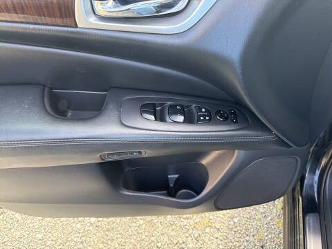 2015 Nissan Pathfinder SL