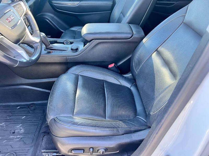 2019 GMC Acadia SLT-1