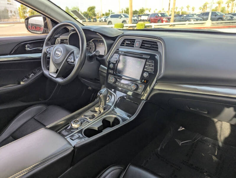 2023 Nissan Maxima 3.5 SV