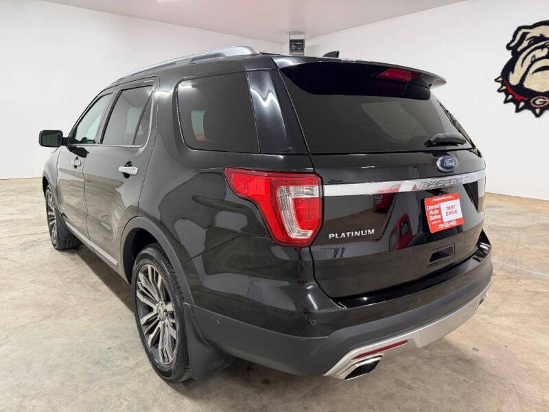 2017 Ford Explorer Platinum