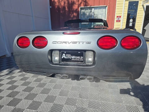 2004 Chevrolet Corvette