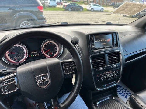 2016 Dodge Grand Caravan SXT Plus