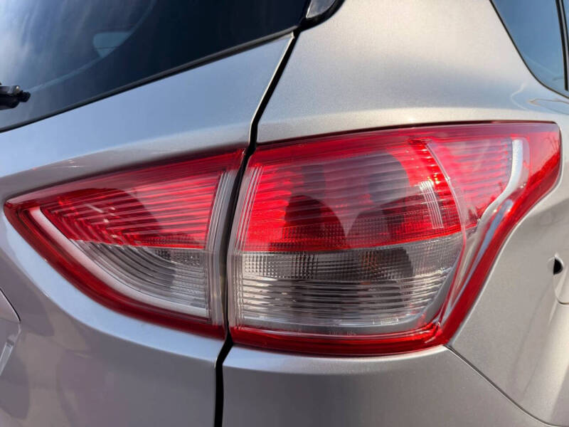 2015 Ford Escape S
