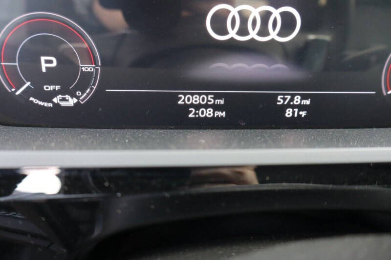 2021 Audi e-tron quattro Premium Plus