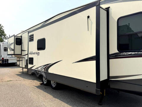 2019 Forest River Heritage Glen