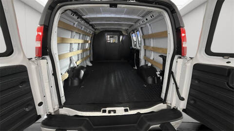 2024 Chevrolet Express 2500