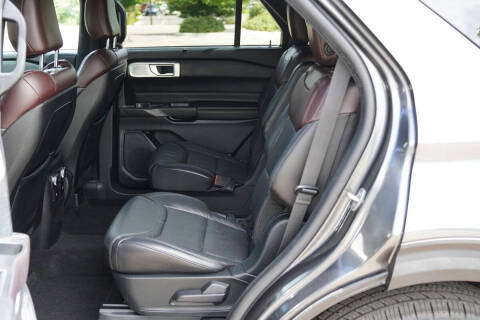 2020 Ford Explorer Platinum