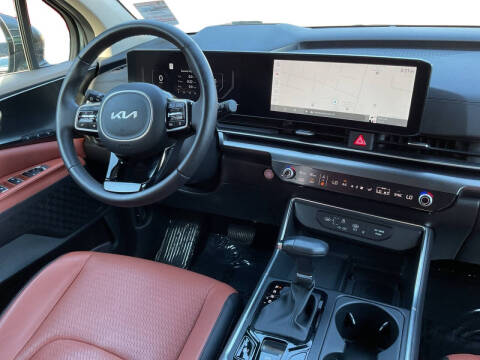2025 Kia Carnival SX