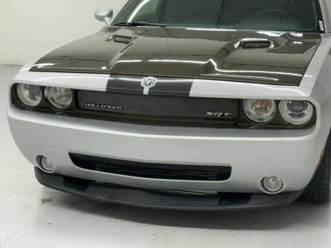 2008 Dodge Challenger SRT8