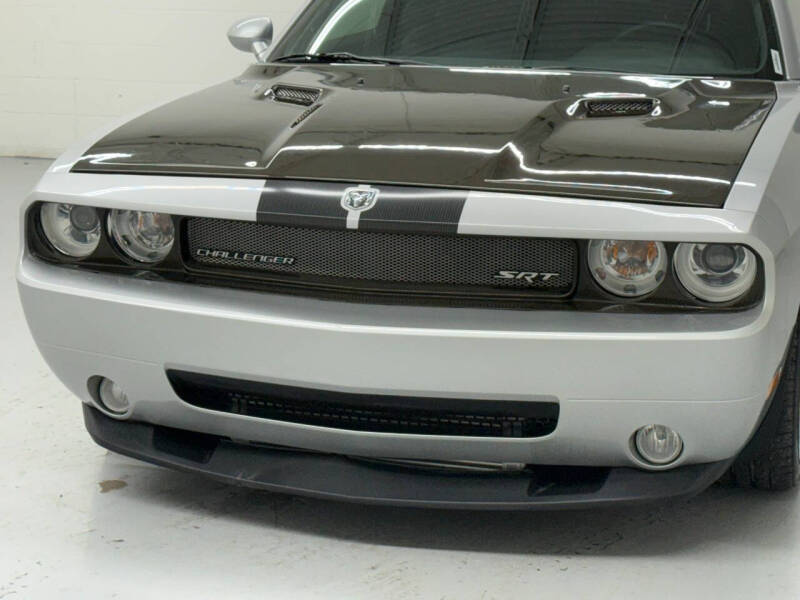 2008 Dodge Challenger SRT8