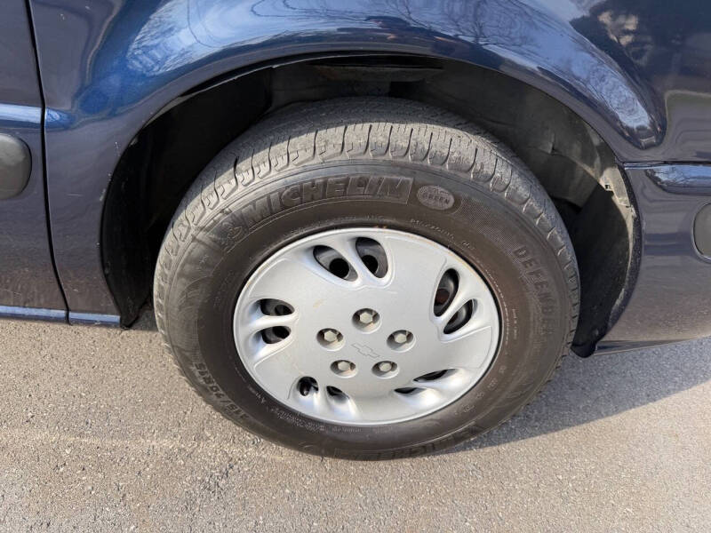 2004 Chevrolet Venture Plus